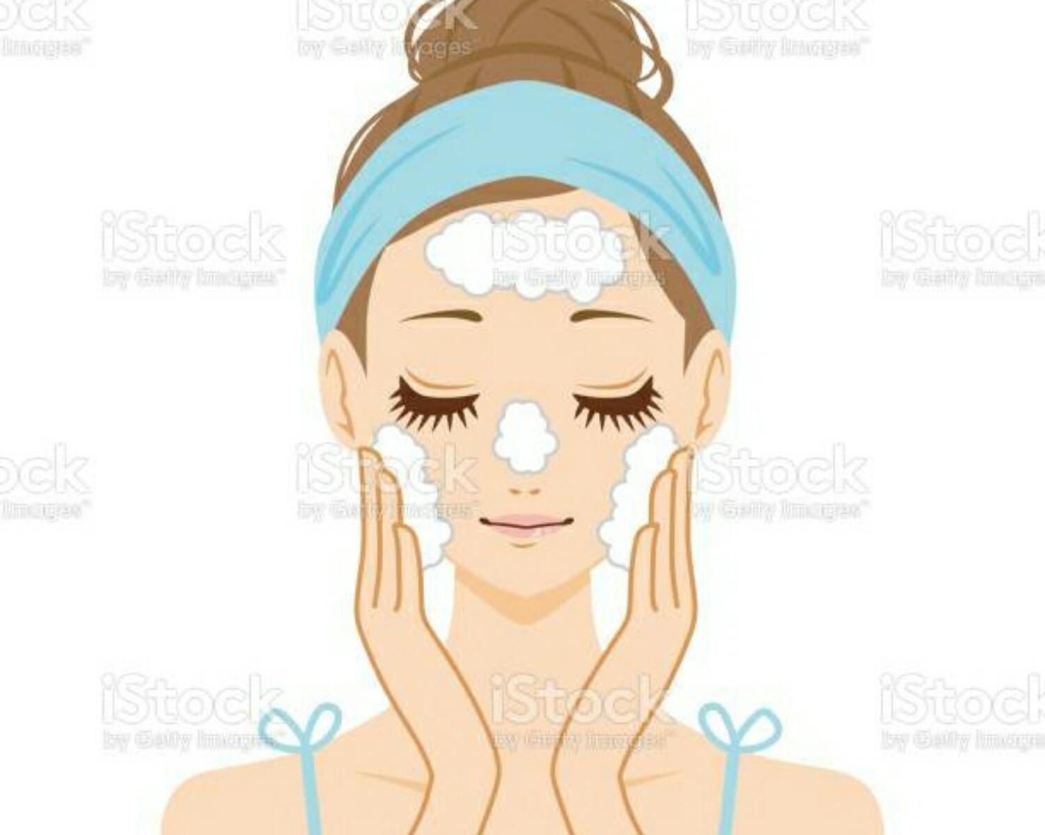 Some prevention tips for maskne: