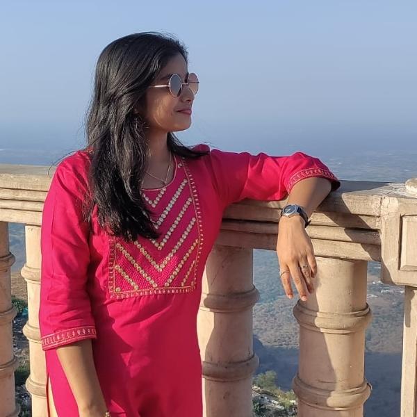Ishika  Roy  (@ishuroy28) - Profile Photo